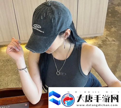 69美女直播-網(wǎng)友：感受魅力與活力的完美結(jié)合-心動不已！